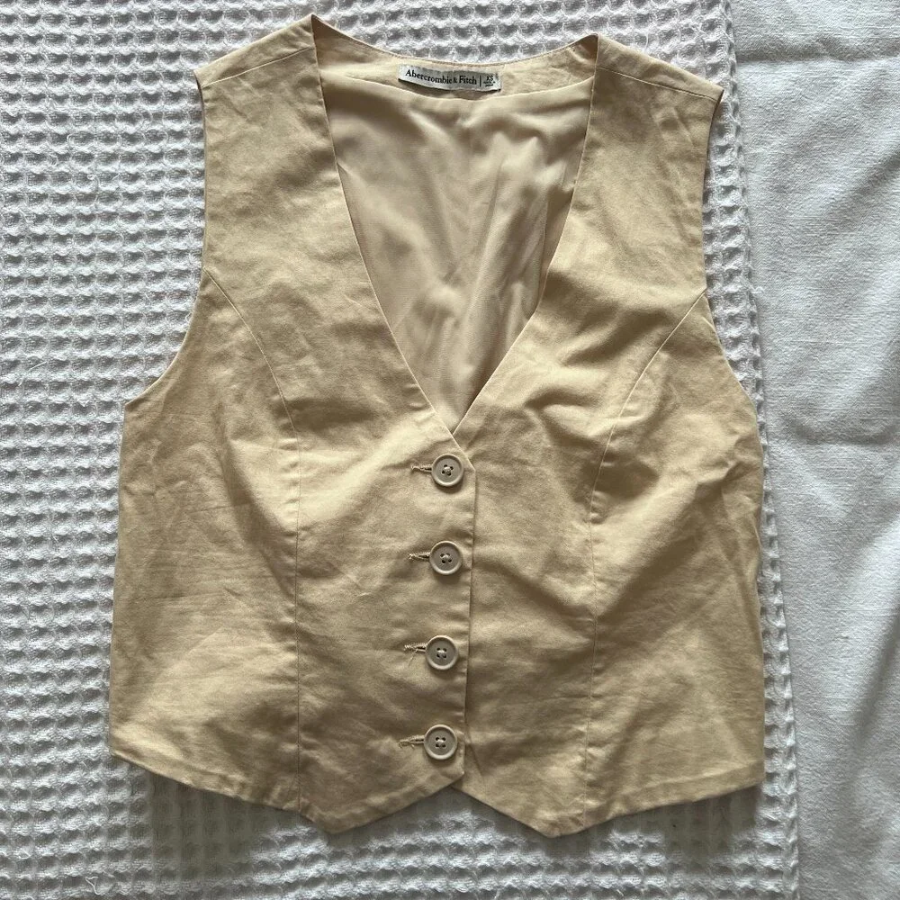 Abercrombie & Fitch Women’s Tailored Vest - Picture 3 of 5